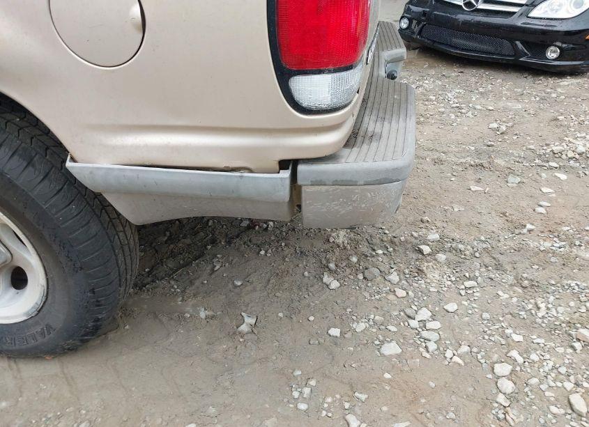 Photo 12 of 1996 Ford Explorer (VIN 1FMDU32X8TUB14368)