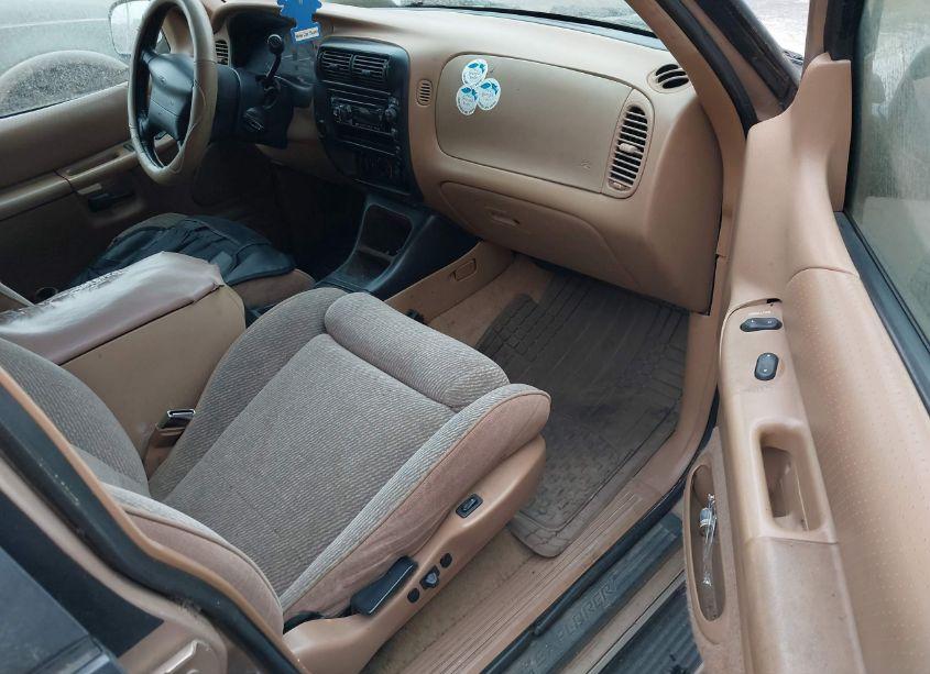 Photo 5 of 1996 Ford Explorer (VIN 1FMDU32X8TUB14368)