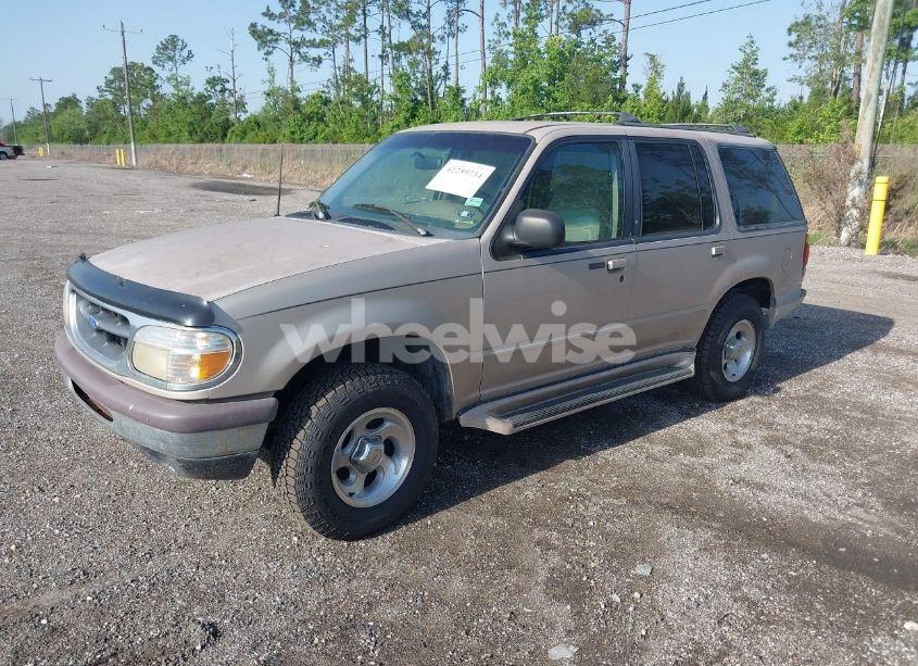 Photo 2 of 1997 Ford Explorer (VIN 1FMDU32X8VZC30353)