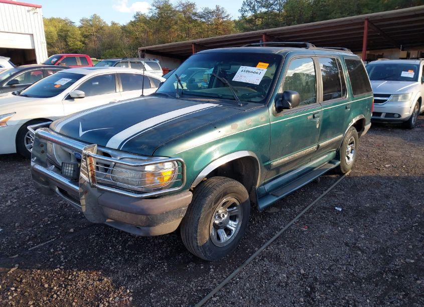 Photo 2 of 1997 Ford Explorer EDDIE BAUER/LIMITED/XL/XLT (VIN 1FMDU32X9VUD36212)