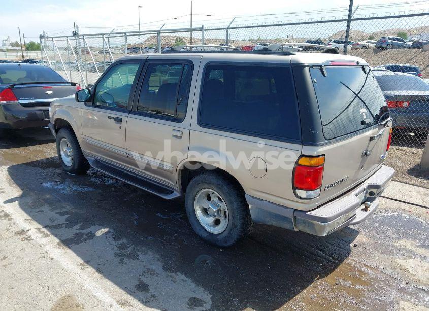 Photo 3 of 1997 Ford Explorer EDDIE BAUER/LIMITED/XL/XLT (VIN 1FMDU34E8VZC05433)