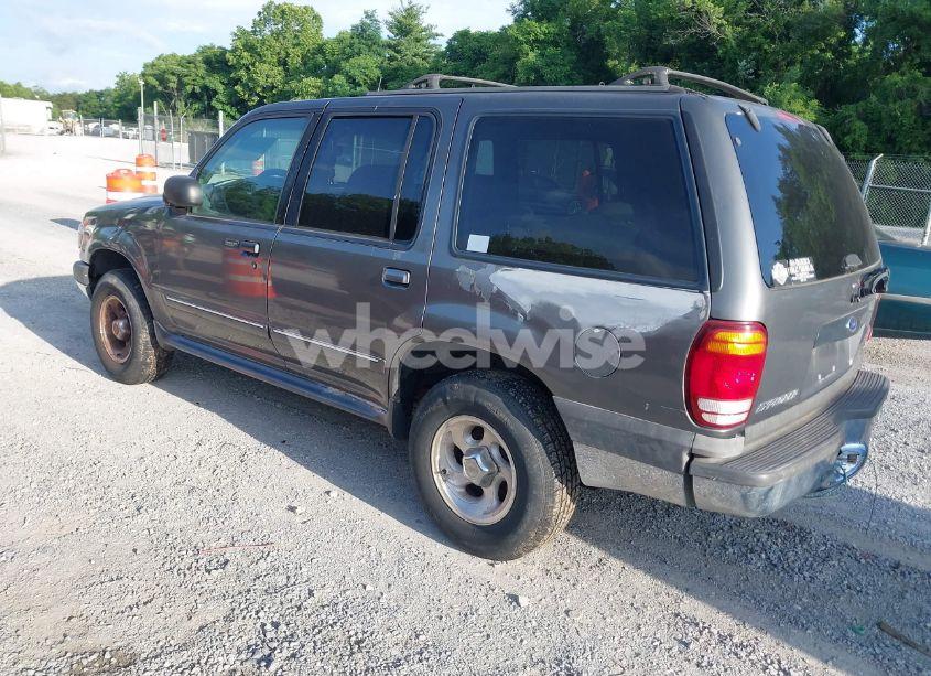 Photo 3 of 1999 Ford Explorer EDDIE BAUER/LIMITED/XLT (VIN 1FMDU34E9XUA90518)