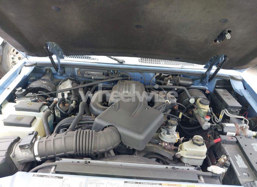 Photo 10 of 1997 Ford Explorer EDDIE BAUER/LIMITED/XL/XLT (VIN 1FMDU34EXVZB33702)