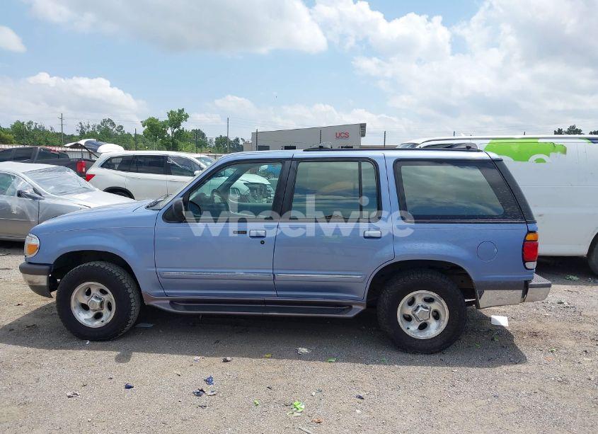 Photo 6 of 1997 Ford Explorer EDDIE BAUER/LIMITED/XL/XLT (VIN 1FMDU34EXVZB33702)