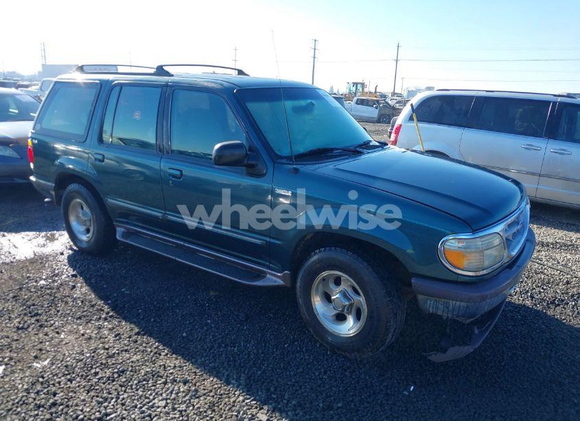 1995 Ford Explorer N/A (VIN 1FMDU34X0SZB81058) main photo