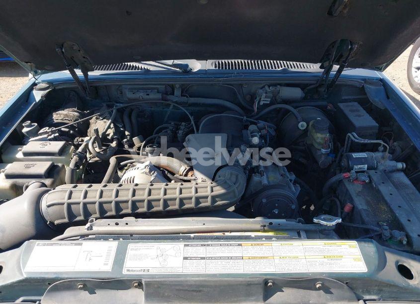 Photo 6 of 1996 Ford Explorer (VIN 1FMDU34X0TUA60125)