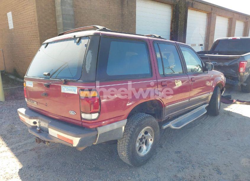 Photo 4 of 1996 Ford Explorer (VIN 1FMDU34X1TUB44938)