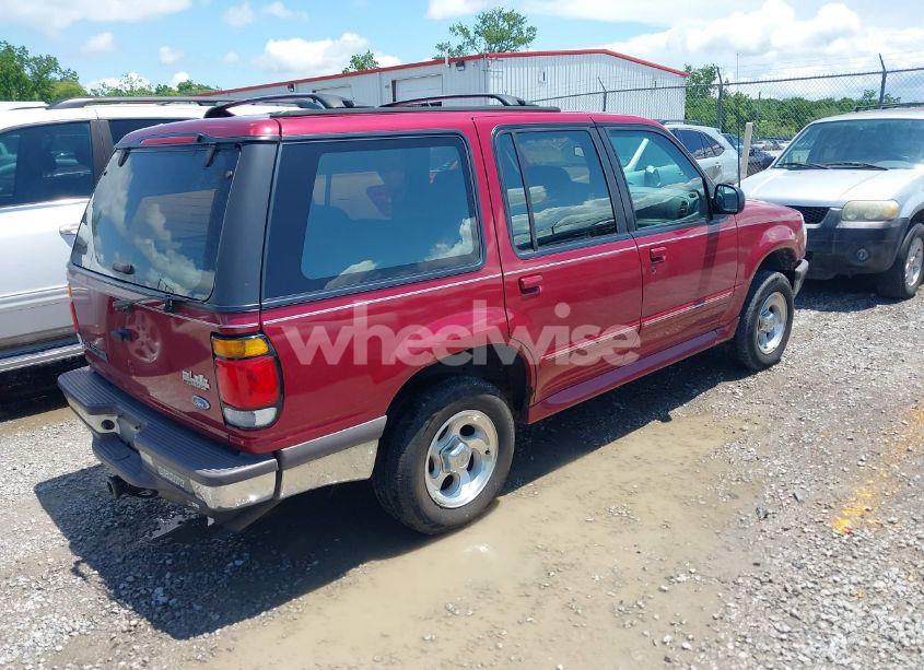 Photo 4 of 1996 Ford Explorer (VIN 1FMDU34X2TUC41565)