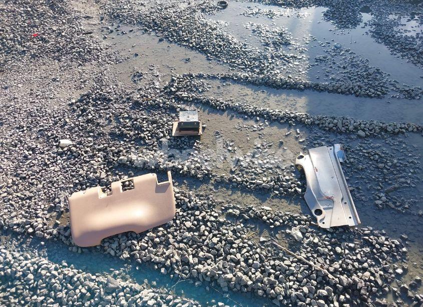 Photo 12 of 1996 Ford Explorer (VIN 1FMDU34X2TZA64714)