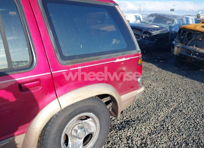 Photo 6 of 1996 Ford Explorer (VIN 1FMDU34X2TZA64714)