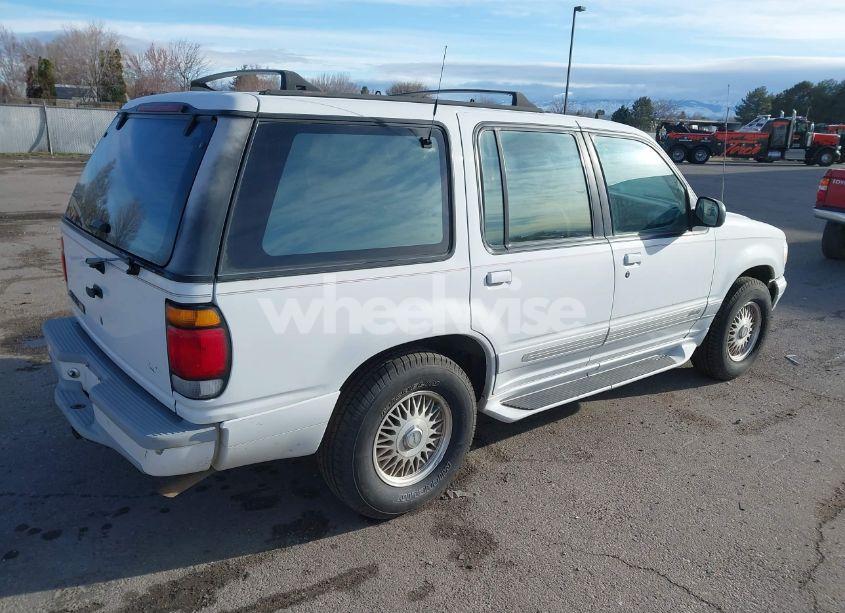 Photo 4 of 1995 Ford Explorer N/A (VIN 1FMDU34X4SZB10719)