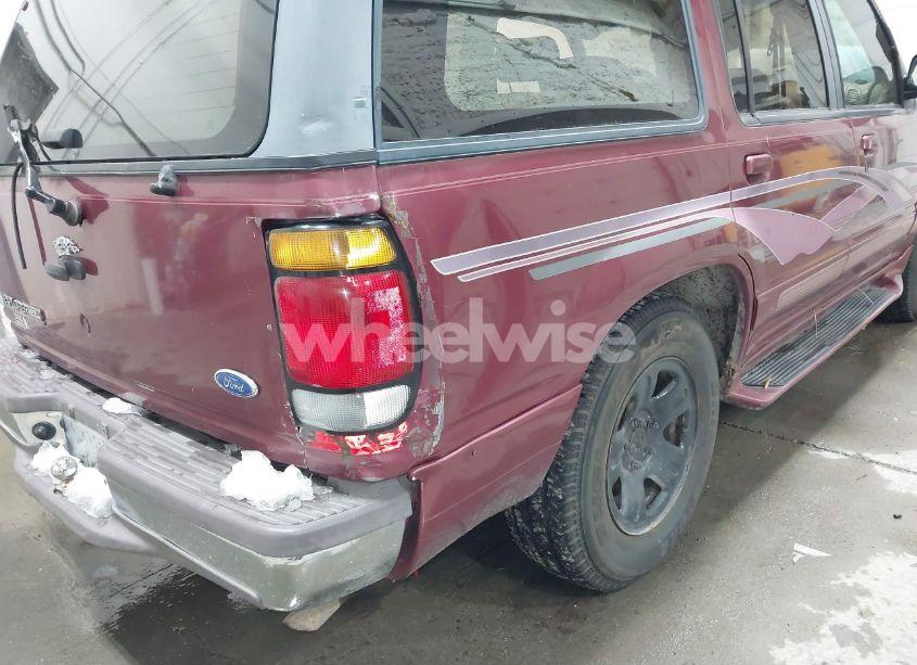 Photo 6 of 1996 Ford Explorer (VIN 1FMDU34X5TUA71380)