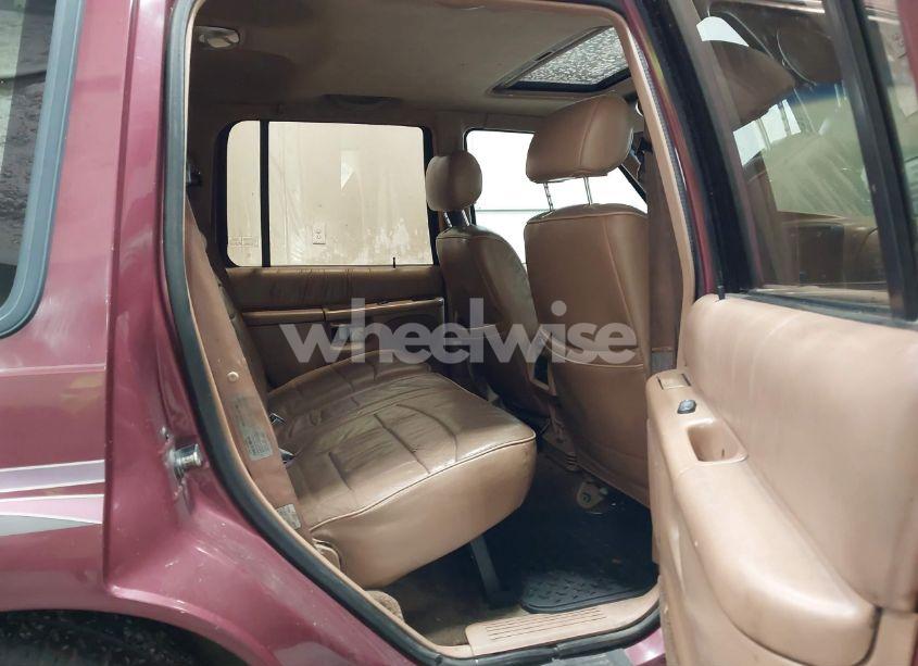 Photo 8 of 1996 Ford Explorer (VIN 1FMDU34X5TUA71380)