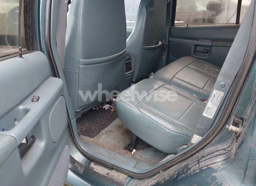 Photo 8 of 1996 Ford Explorer (VIN 1FMDU34X5TUD53521)