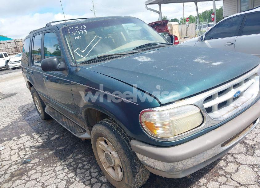 1996 Ford Explorer (VIN 1FMDU34X6TUC31976) main photo