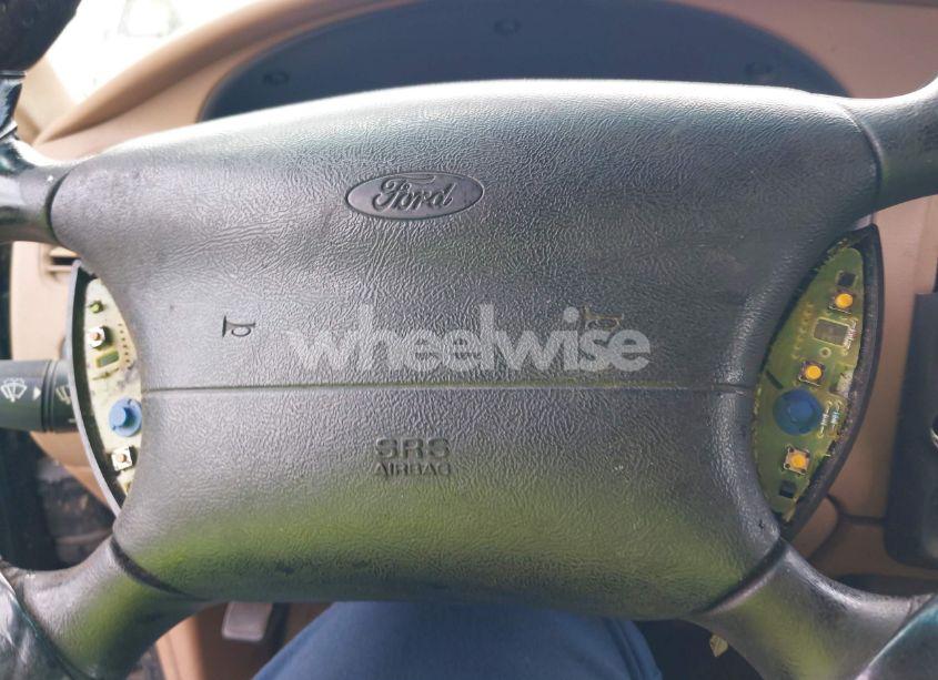 Photo 14 of 1996 Ford Explorer (VIN 1FMDU34X6TUC31976)