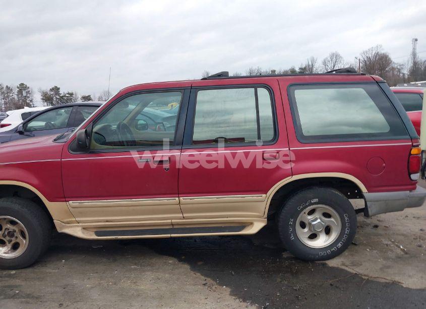 Photo 14 of 1996 Ford Explorer (VIN 1FMDU34X6TUD79366)