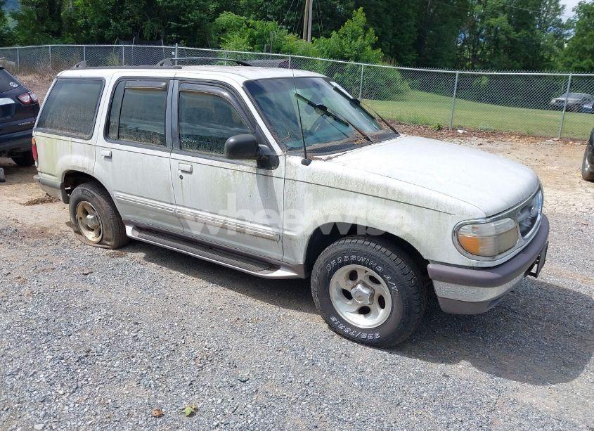 1997 Ford Explorer EDDIE BAUER/LIMITED/XL/XLT (VIN 1FMDU34X6VZA18211) main photo
