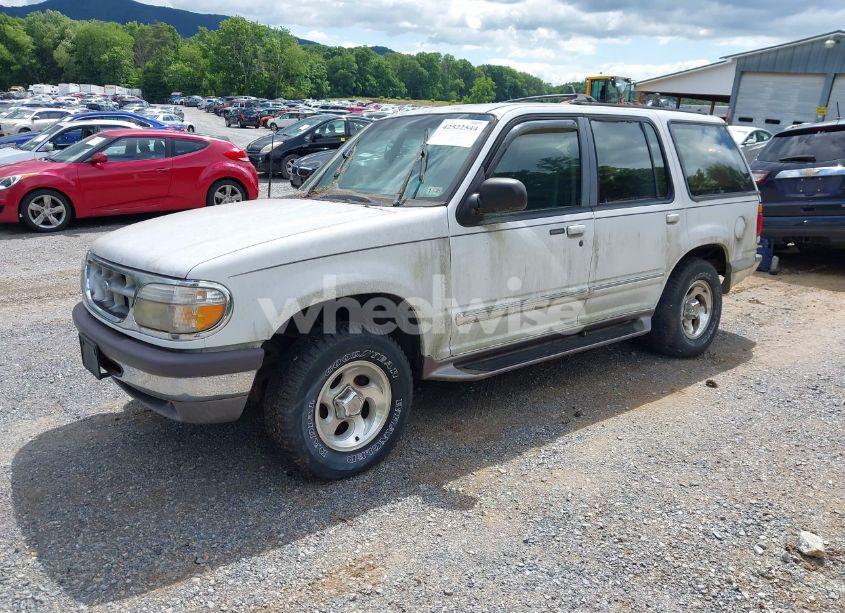 Photo 2 of 1997 Ford Explorer EDDIE BAUER/LIMITED/XL/XLT (VIN 1FMDU34X6VZA18211)