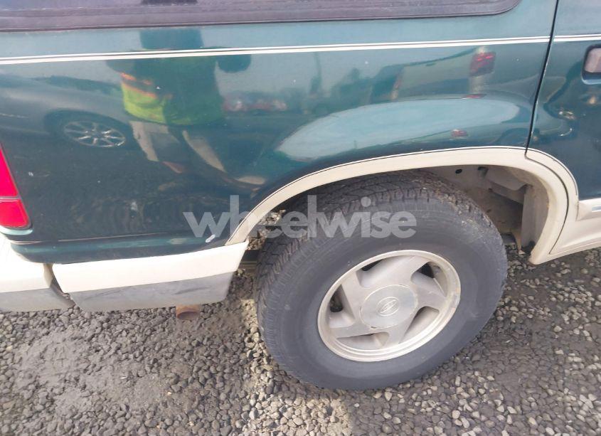 Photo 6 of 1991 Ford Explorer (VIN 1FMDU34X7MUB95829)