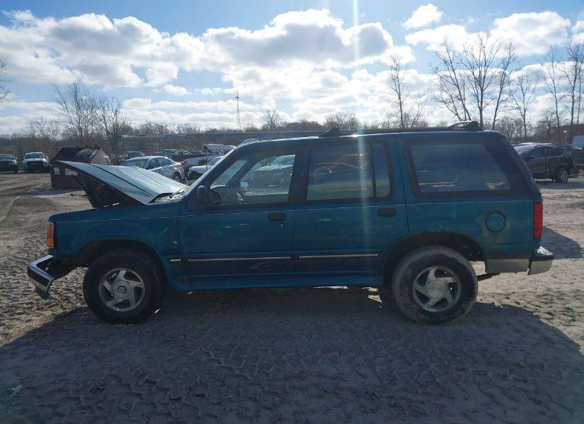 Photo 14 of 1994 Ford Explorer N/A (VIN 1FMDU34X7RUD00909)