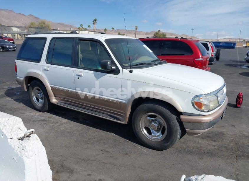 1996 Ford Explorer (VIN 1FMDU34X7TUA53849) main photo