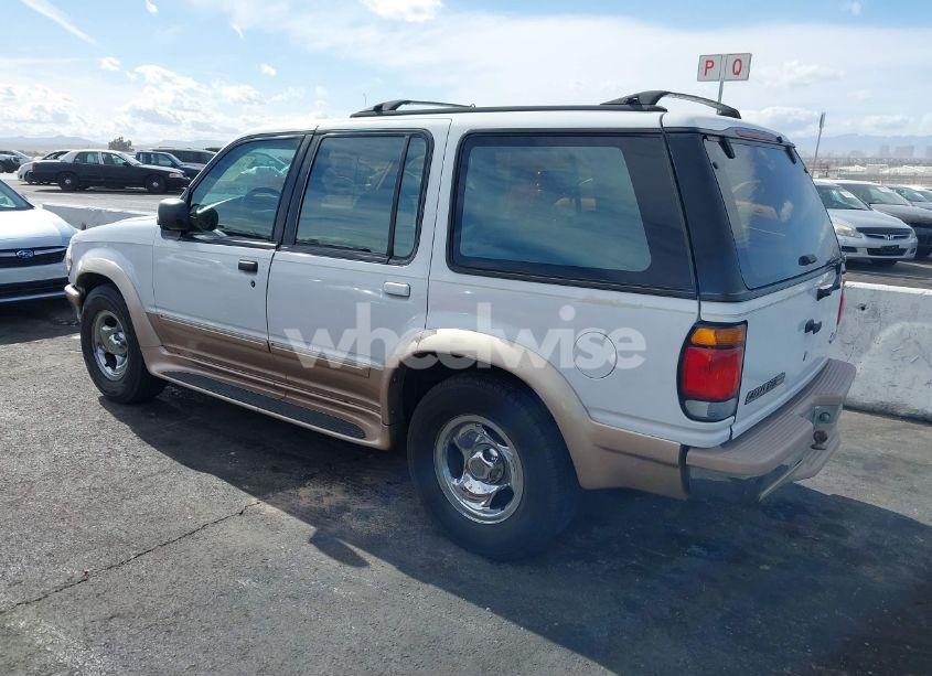 Photo 3 of 1996 Ford Explorer (VIN 1FMDU34X7TUA53849)