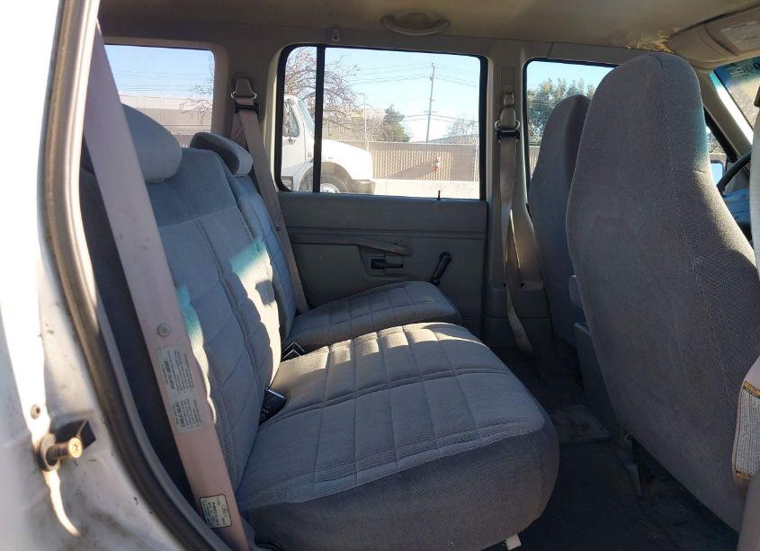 Photo 8 of 1996 Ford Explorer (VIN 1FMDU34X7TUD32413)