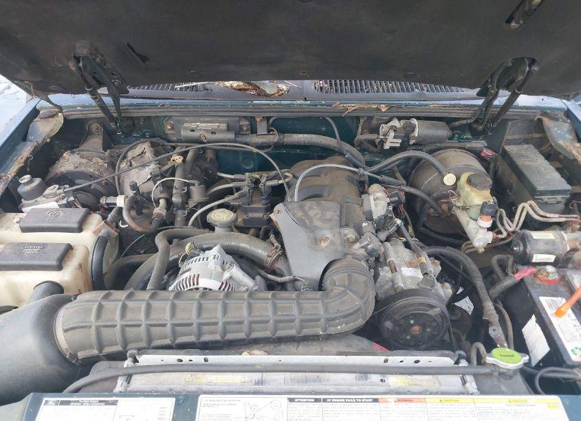 Photo 10 of 1996 Ford Explorer (VIN 1FMDU34X7TUD49406)