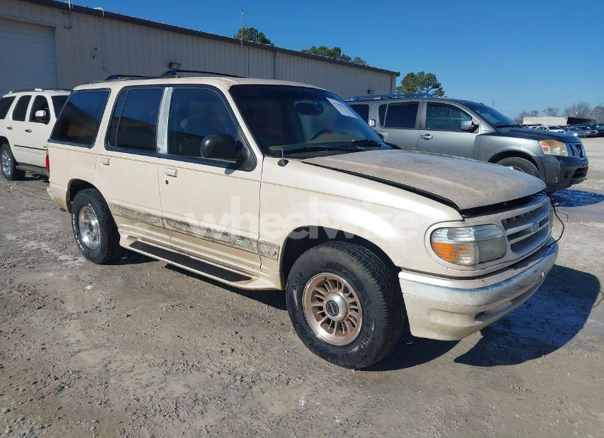 1996 Ford Explorer (VIN 1FMDU34X8TZA58416) main photo