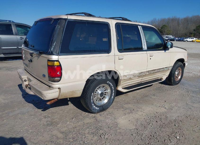 Photo 4 of 1996 Ford Explorer (VIN 1FMDU34X8TZA58416)