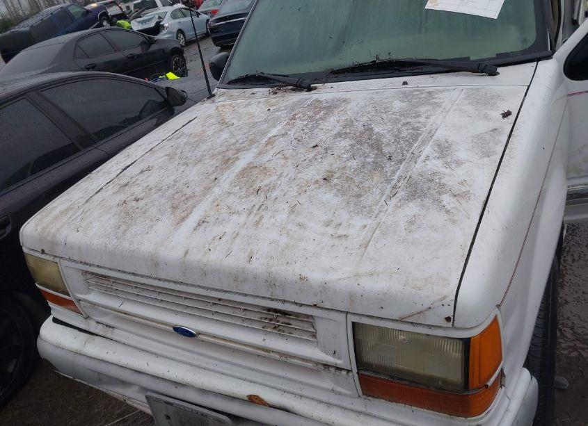 Photo 10 of 1994 Ford Explorer N/A (VIN 1FMDU34X9RUE37740)