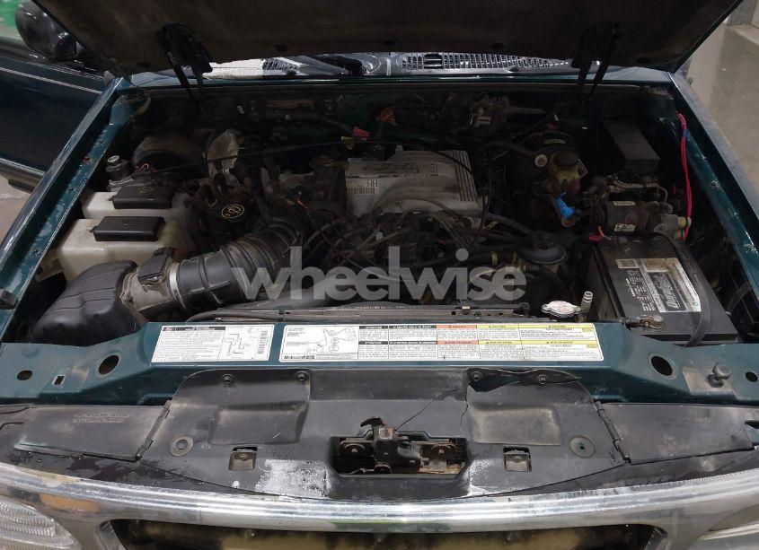 Photo 10 of 1997 Ford Explorer EDDIE BAUER/LIMITED/XLT (VIN 1FMDU35P3VUC49711)