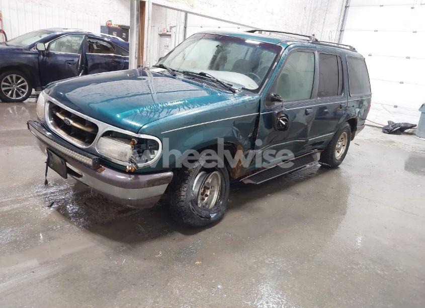 Photo 2 of 1997 Ford Explorer EDDIE BAUER/LIMITED/XLT (VIN 1FMDU35P3VUC49711)