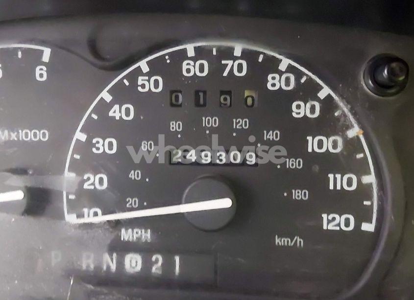 Photo 7 of 1997 Ford Explorer EDDIE BAUER/LIMITED/XLT (VIN 1FMDU35P3VUC49711)