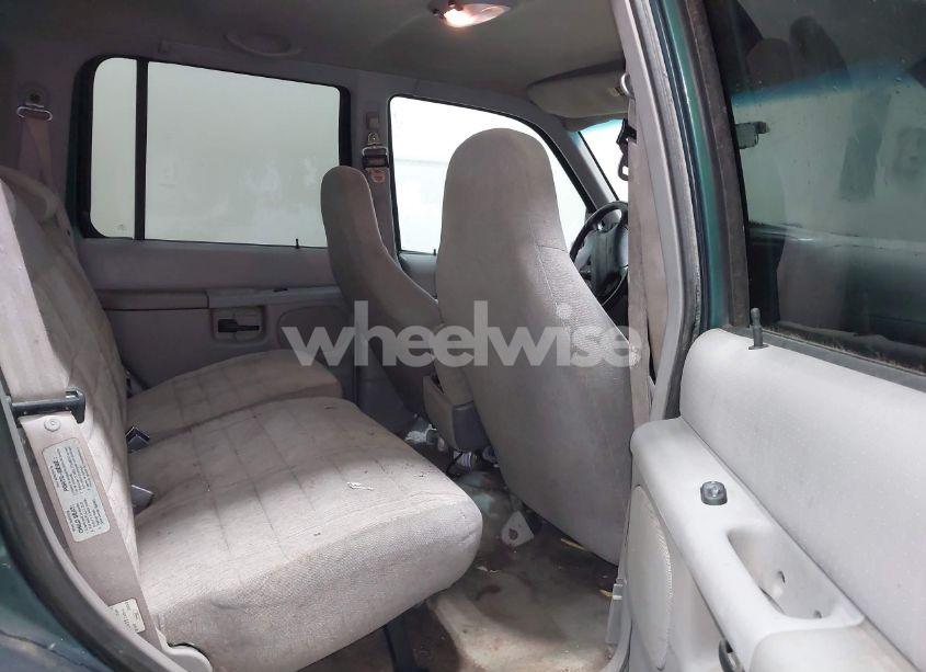 Photo 8 of 1997 Ford Explorer EDDIE BAUER/LIMITED/XLT (VIN 1FMDU35P3VUC49711)