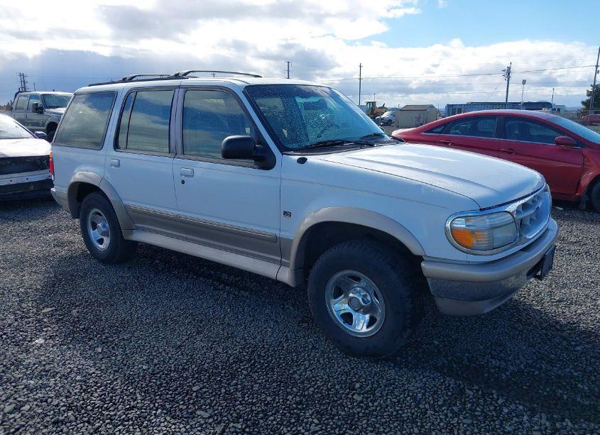 1997 Ford Explorer EDDIE BAUER/LIMITED/XLT (VIN 1FMDU35P5VZA67138) main photo