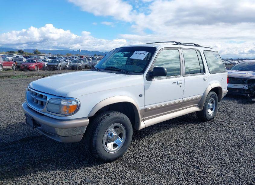 Photo 2 of 1997 Ford Explorer EDDIE BAUER/LIMITED/XLT (VIN 1FMDU35P5VZA67138)