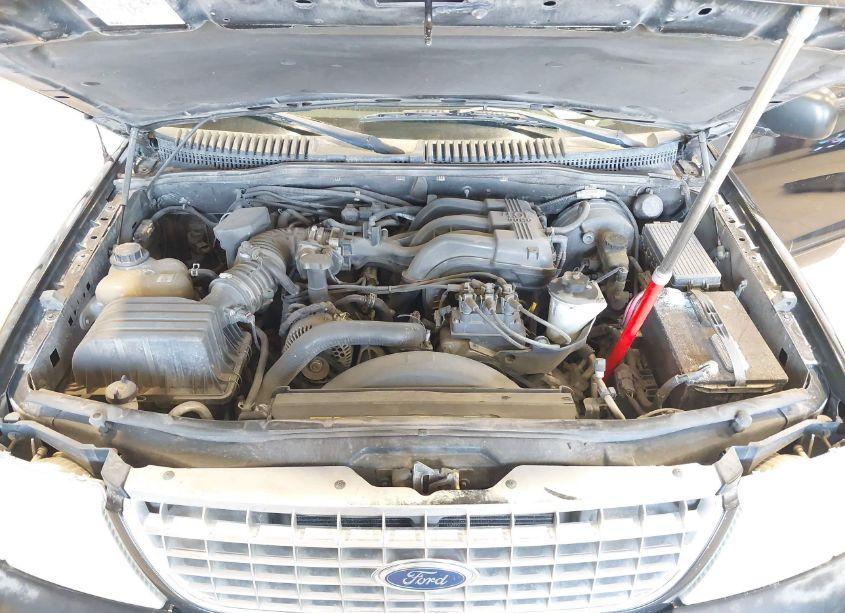 Photo 10 of 2004 Ford Explorer XLT (VIN 1FMDU63E94ZB21946)