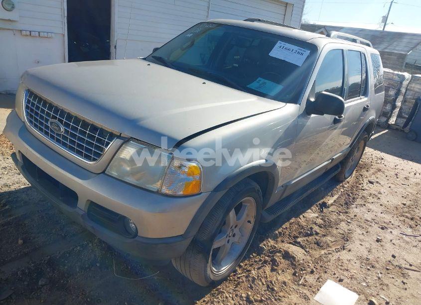 Photo 2 of 2003 Ford Explorer NBX/XLT (VIN 1FMDU63K13UB52240)