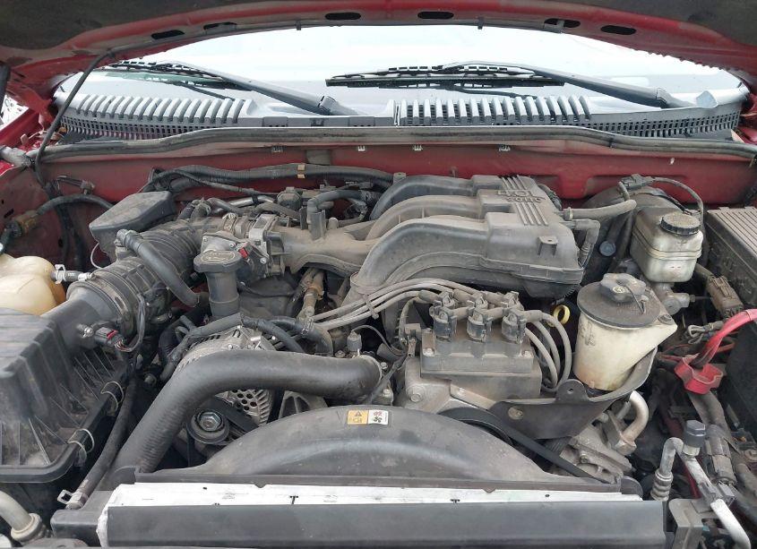 Photo 10 of 2005 Ford Explorer XLT/XLT SPORT (VIN 1FMDU63K15UB76492)