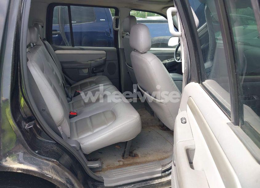 Photo 8 of 2004 Ford Explorer XLT (VIN 1FMDU63K54ZA48760)