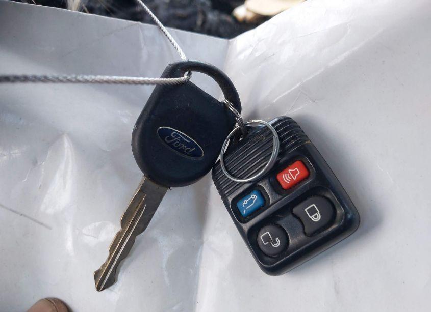 Photo 11 of 2002 Ford Explorer XLT (VIN 1FMDU63K72ZC89040)