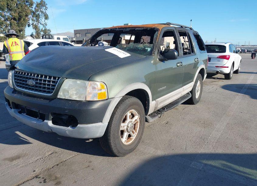 Photo 2 of 2002 Ford Explorer XLT (VIN 1FMDU63K72ZC89040)