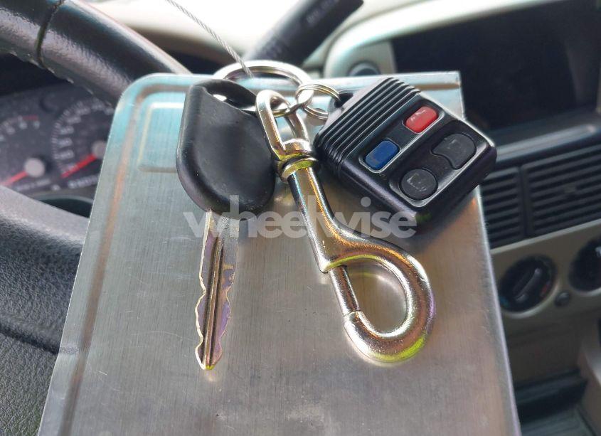 Photo 11 of 2005 Ford Explorer XLT/XLT SPORT (VIN 1FMDU63K75ZA09251)