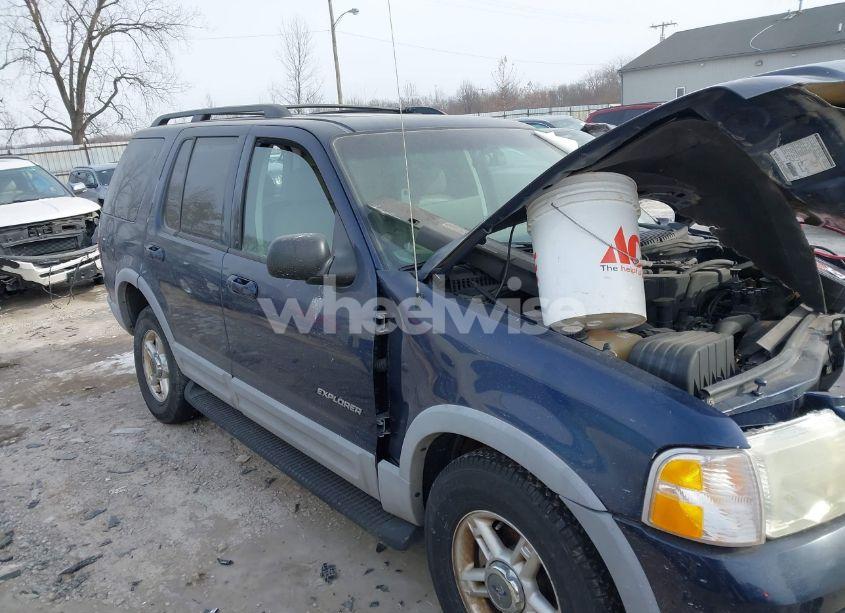Photo 13 of 2002 Ford Explorer XLT (VIN 1FMDU63K82ZC54734)
