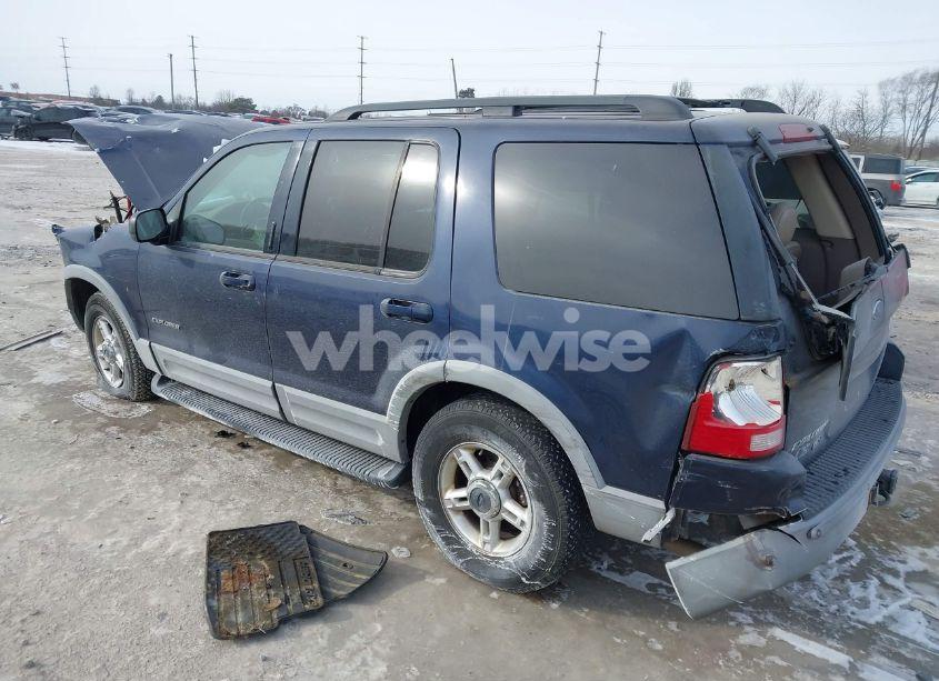 Photo 3 of 2002 Ford Explorer XLT (VIN 1FMDU63K82ZC54734)