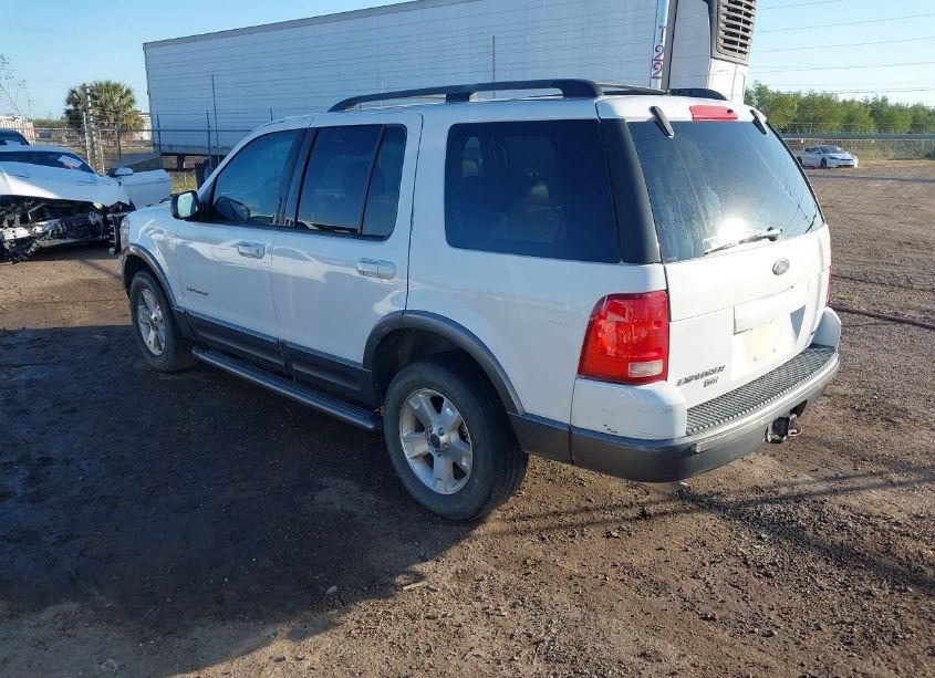 Photo 3 of 2004 Ford Explorer XLT (VIN 1FMDU63K84ZA05076)