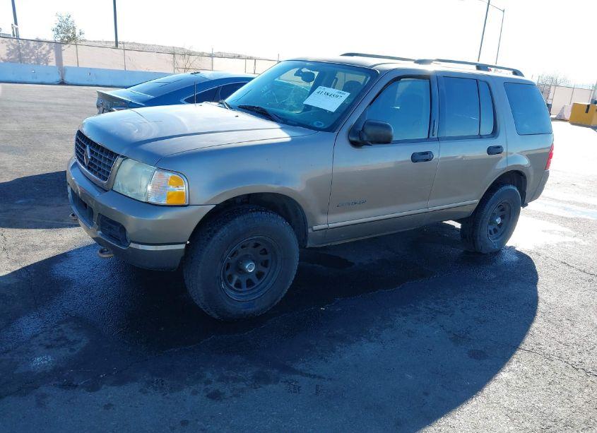 Photo 2 of 2004 Ford Explorer XLT (VIN 1FMDU63W14UA45340)