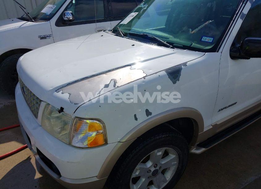 Photo 6 of 2005 Ford Explorer EDDIE BAUER (VIN 1FMDU64WX5UB50331)